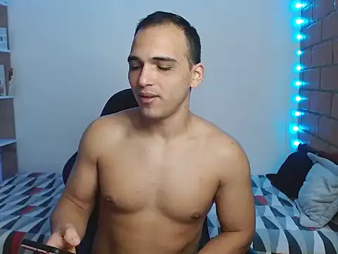 Maax3023 online show from December 17, 4:24 pm