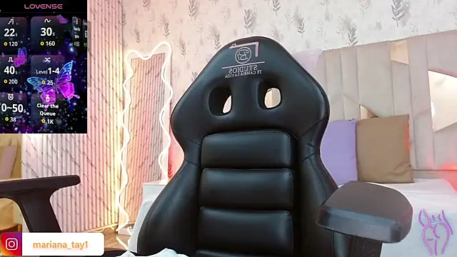 MARIANA TAY1 online show from November 15, 3:04 am