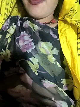 Snapshot of rasmi_powar chatting on November 3, 3:57 pm rasmi powar online show from November 3, 3:57 pm