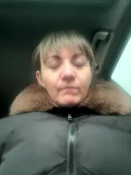 Butterfly8385 online show from January 9, 1:47 pm