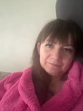 Butterfly8385 online show from February 3, 9:03 am