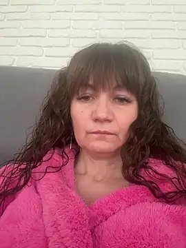 Butterfly8385 online show from February 12, 11:49 am