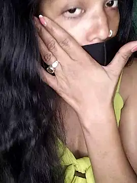 Jaanvi G online show from December 14, 5:24 am