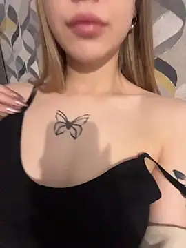 AngellnSilk online show from November 29, 9:01 am