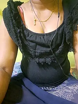 Snapshot of tamil_kanaka chatting on July 18, 10:46 pm tamil kanaka online show from July 18, 10:46 pm