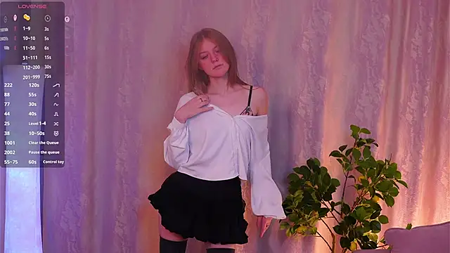 VernellArey online show from November 10, 4:28 pm