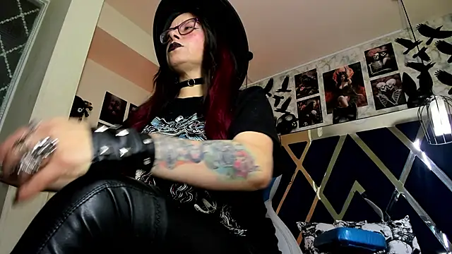 Evangelinejoness  online show from February 10, 11:36 am