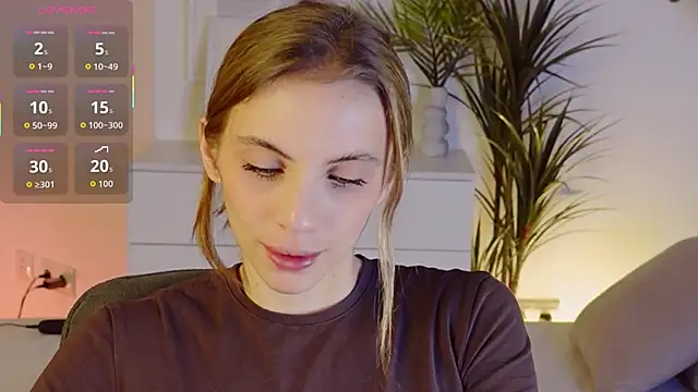 mia silkk online show from November 19, 6:13 am