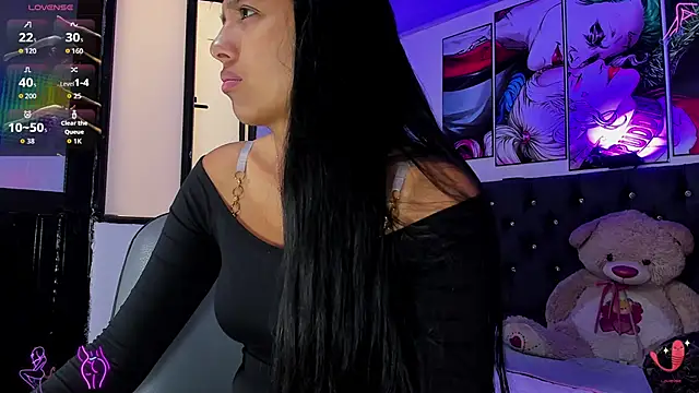 Briseida-White online show from December 19, 1:40 pm