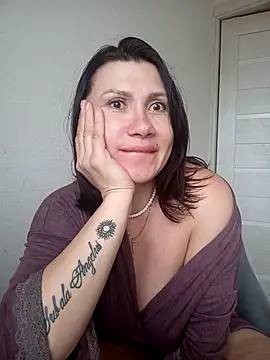 Ambika beauty online show from April 2, 7:17 am