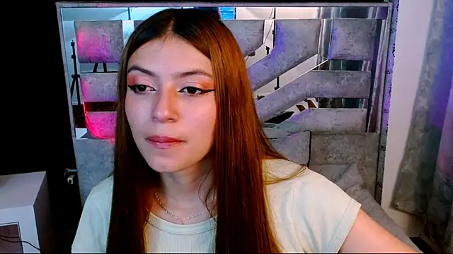 viky evanss online show from November 22, 3:00 pm