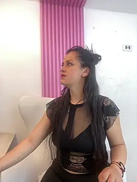 Snapshot of Fatimareid chatting on October 15, 10:15 am Fatimareid online show from October 15, 10:15 am