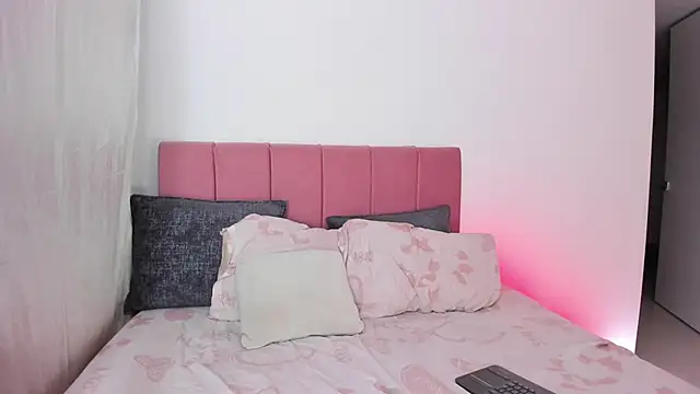 Snapshot of RashidaScott chatting on November 25, 7:30 am RashidaScott online show from November 25, 7:30 am