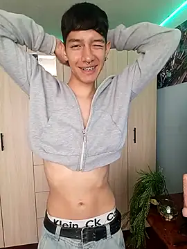 heyy noah11 online show from November 6, 6:42 pm