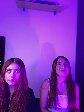 Leah moon1 online show from December 18, 4:18 am