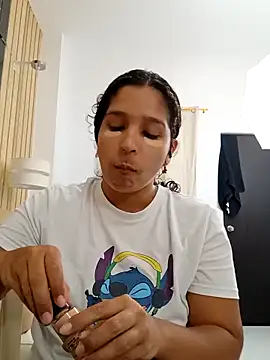 Snapshot of Belindamuller chatting on January 6, 11:18 pm Belindamuller online show from January 6, 11:18 pm