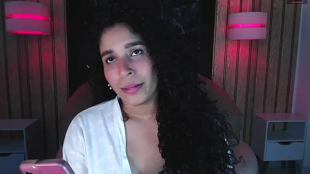 Snapshot of Belindamuller chatting on March 3, 12:06 am Belindamuller online show from March 3, 12:06 am