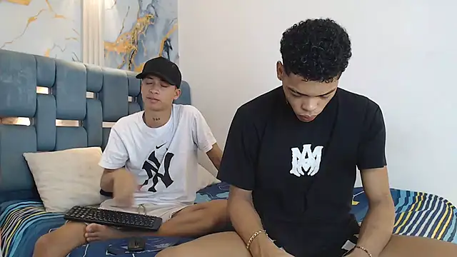 EMPIRE BOYS1 online show from February 18, 7:43 pm