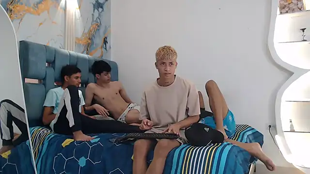 EMPIRE BOYS1 online show from March 27, 7:13 pm