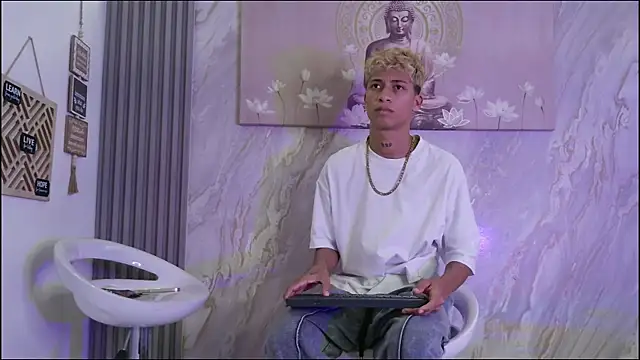 EMPIRE BOYS1 online show from April 12, 7:35 am