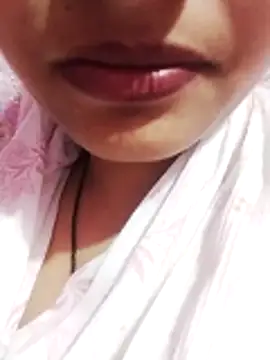 kiara-simmi online show from November 2, 11:01 am