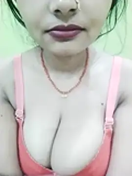 kiara-simmi online show from November 16, 11:32 pm