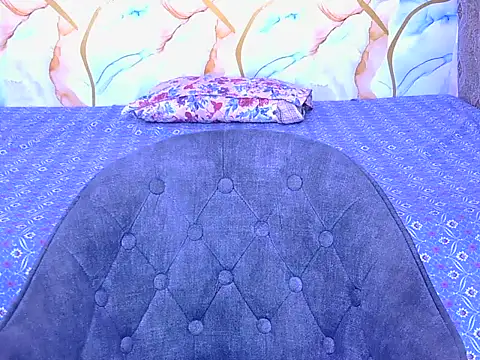 hii tanisha online show from April 2, 3:42 pm