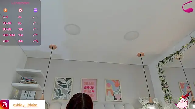 Isabella  gonzalez  online show from November 26, 3:29 am