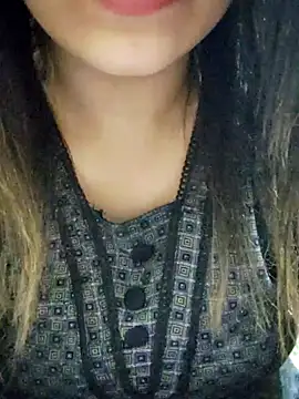 Snapshot of Tanha18 chatting on December 19, 12:17 am Tanha18 online show from December 19, 12:17 am