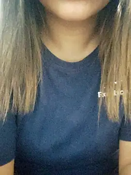 Snapshot of Tanha18 chatting on February 1, 8:29 pm Tanha18 online show from February 1, 8:29 pm