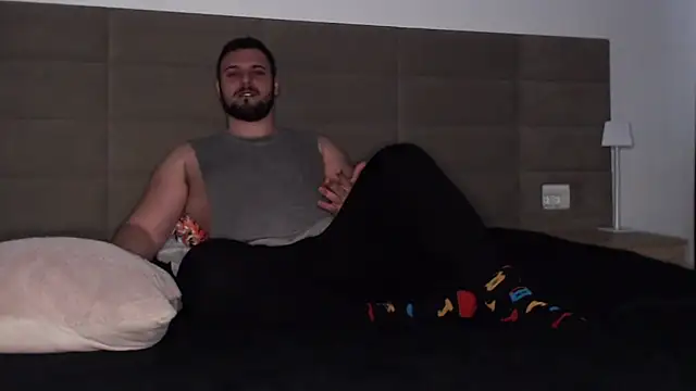 BriannSmith online show from March 31, 8:15 am