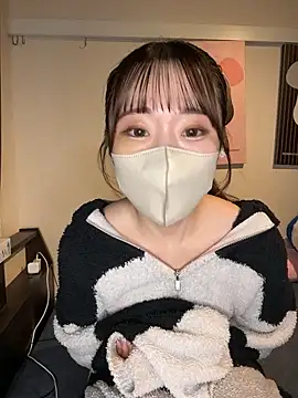 yura ra ra online show from December 4, 9:56 pm