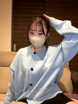 yura ra ra online show from January 8, 2:08 pm