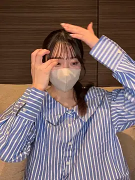 yura ra ra online show from January 16, 2:10 pm