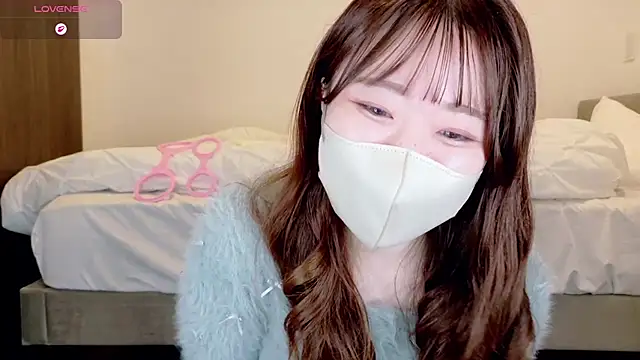 Snapshot of yura_ra_ra chatting on June 1, 7:21 am yura ra ra online show from June 1, 7:21 am