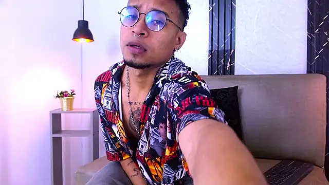 Jayden Morris online show from January 15, 11:48 am