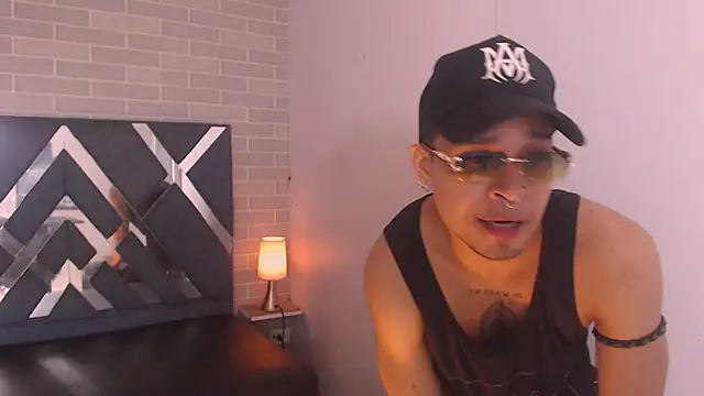 Jayden Morris online show from February 20, 7:03 pm