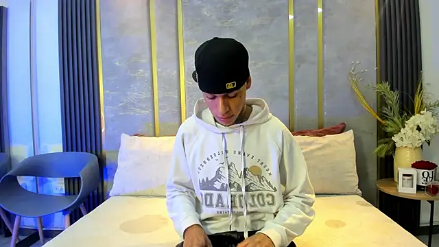 GaelCarter online show from November 29, 4:37 am