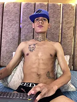 Snapshot of GaelCarter chatting on December 21, 10:17 pm GaelCarter online show from December 21, 10:17 pm