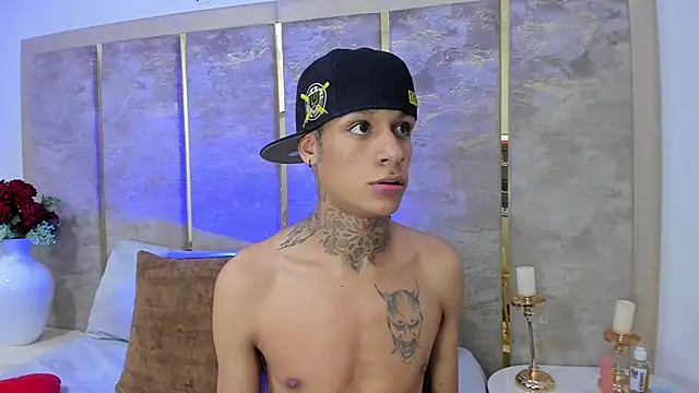 Snapshot of GaelCarter chatting on January 7, 3:42 am GaelCarter online show from January 7, 3:42 am