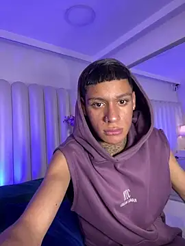 Snapshot of GaelCarter chatting on March 3, 3:56 am GaelCarter online show from March 3, 3:56 am