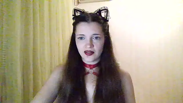 Snapshot of AmeliieLaFleur chatting on November 14, 9:13 pm AmeliieLaFleur online show from November 14, 9:13 pm