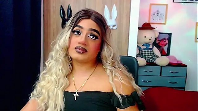 Snapshot of Sofiabigcock22 chatting on December 19, 4:52 am Sofiabigcock22 online show from December 19, 4:52 am