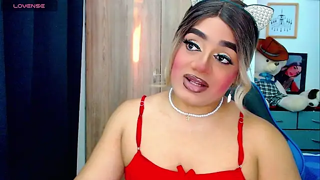 Snapshot of Sofiabigcock22 chatting on January 15, 10:24 pm Sofiabigcock22 online show from January 15, 10:24 pm