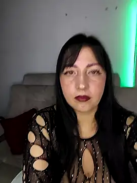 kitten25-hott online show from October 22, 2:01 am