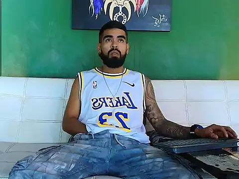 black kameron  online show from December 1, 7:52 pm