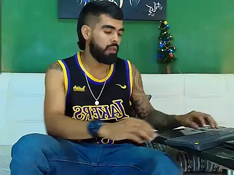 black kameron  online show from December 16, 12:37 am