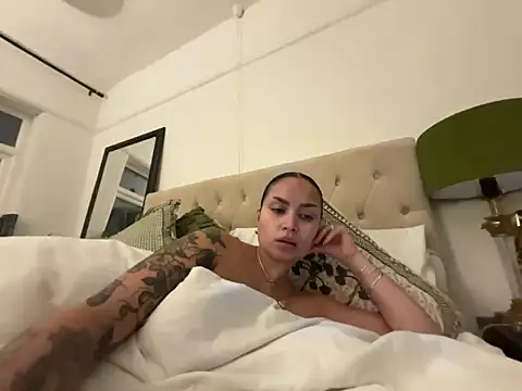 sexygoddessjessy online show from March 30, 8:32 pm