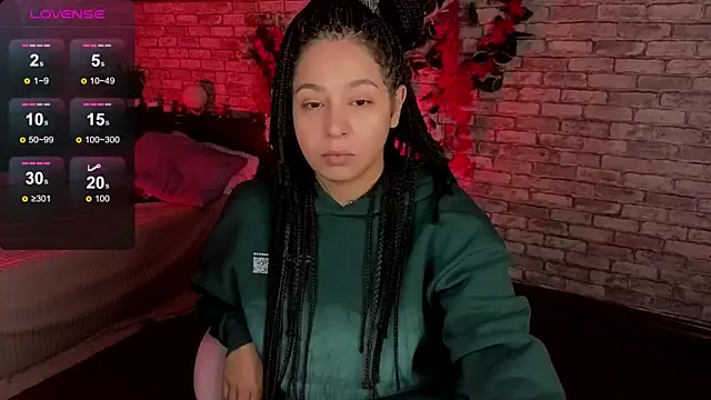 Aisha Goldstein online show from November 11, 6:02 am