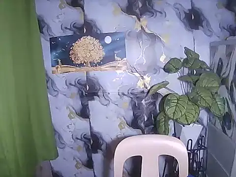 trishacummerts online show from May 29, 12:52 am